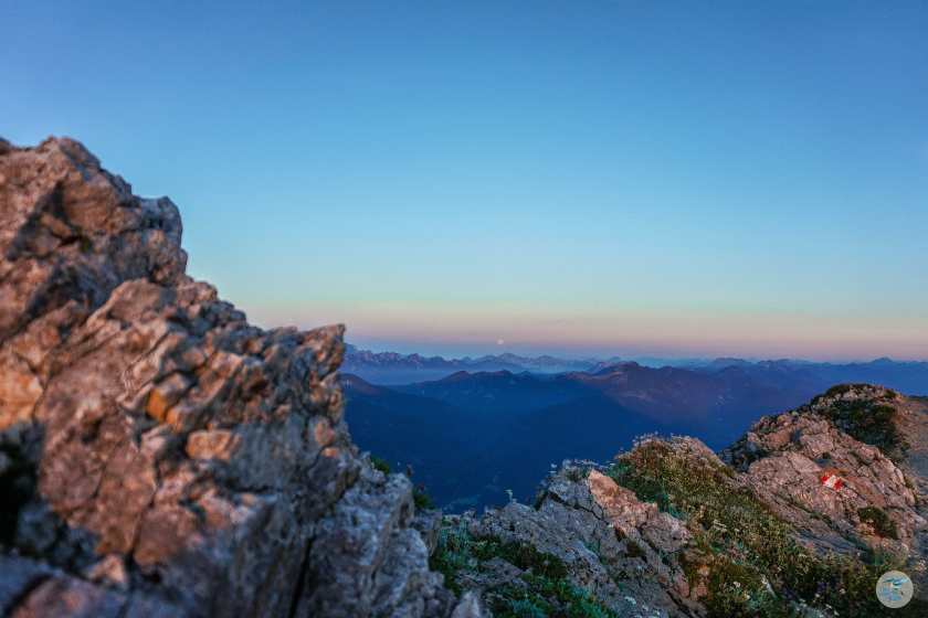 Sonnenaufgang am Dobratsch 2166m in Kärnten in der Nähe von Villach